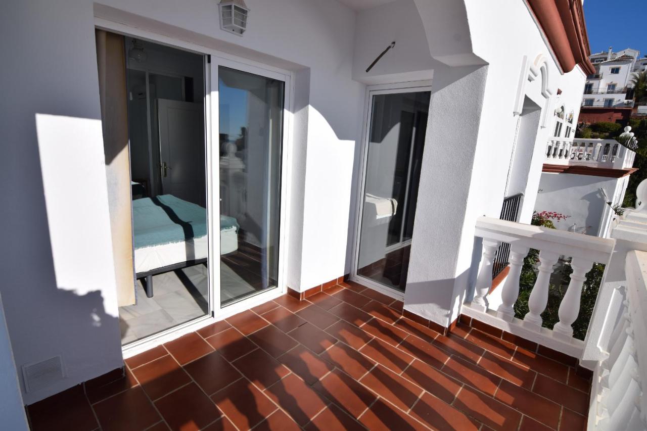 Ladera Panorama 2 Villa Нерха Екстериор снимка