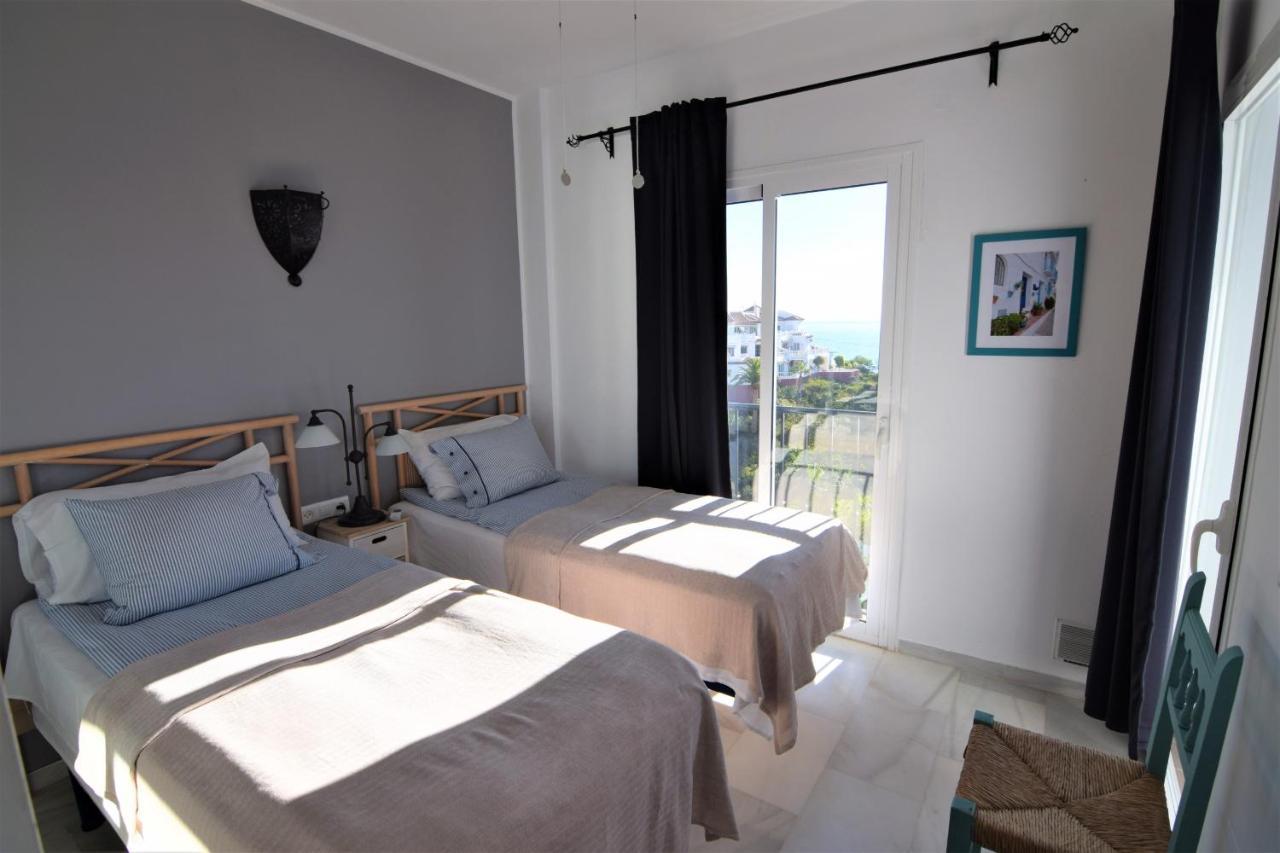 Ladera Panorama 2 Villa Нерха Екстериор снимка